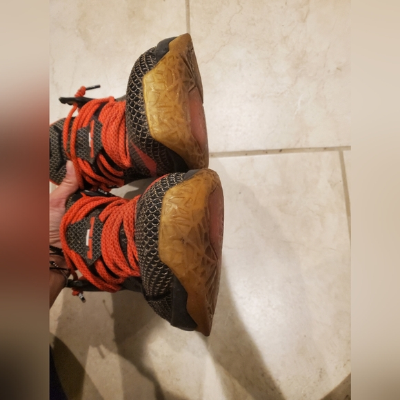 Mens| LeBron 12 Court Vision | Nike sneakers balck and orange | size 13 - Picture 12 of 12